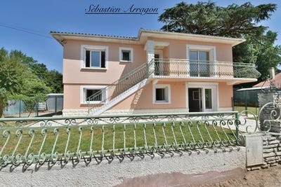 /international/fr/casseneuil-aquitaine-310100281583/