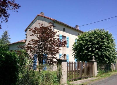 /international/fr/charroux-limousin-310108368500/