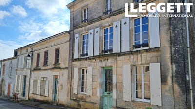/international/fr/neuvicq-le-chateau-charente-310108599244/