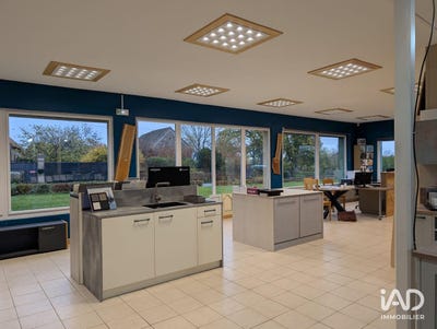 /international/fr/courgains-pays-de-la-loire-310103685200/