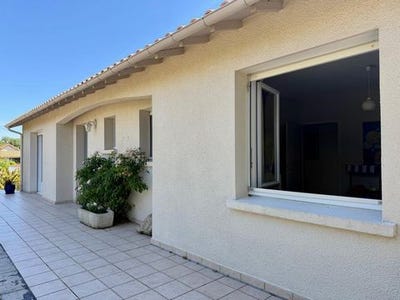 /international/fr/sainte-ouenne-charente-310109206037/