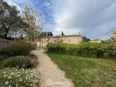 /international/fr/castries-languedoc-roussillon-120098197702/