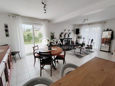 /international/fr/dol-de-bretagne-brittany-310103555833/