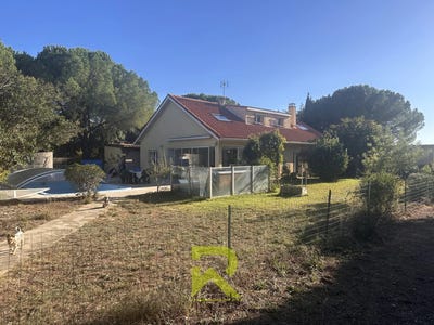 /international/fr/bessan-rhone-310098903957/