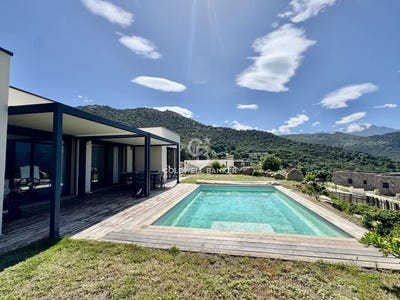 /international/fr/corbara-corsica-310107014220/