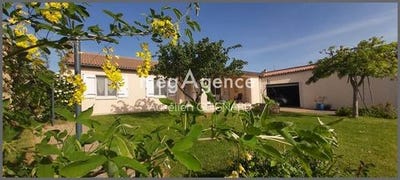 /international/fr/bressuire-charente-310107497199/