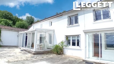 /international/fr/montournais-pays-de-la-loire-310094168380/