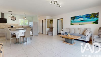 /international/fr/rouillac-charente-310108828749/