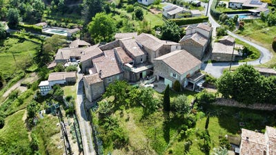 /international/fr/chazeaux-rhone-310107921734/?lang=th
