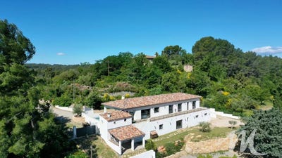 /international/fr/barjols-provence-alpes-cote-d-azur-120092499127/