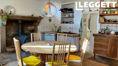 /international/fr/chatelus-malvaleix-limousin-310105025598/