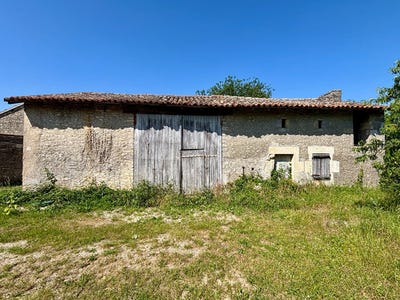 /international/fr/linazay-charente-310108525582/