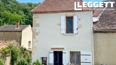 /international/fr/saint-capraise-de-lalinde-aquitaine-310107588281/