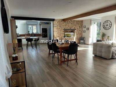 /international/fr/saint-broladre-brittany-310106997575/