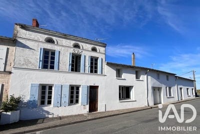 /international/fr/corme-royal-charente-310109106705/