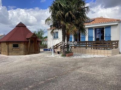 /international/fr/la-taillee-pays-de-la-loire-310107447927/