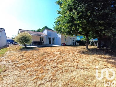 /international/fr/la-roche-sur-yon-pays-de-la-loire-310101078385/?lang=zh-tw