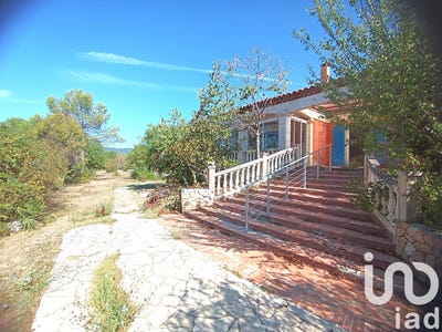 /international/fr/rocbaron-provence-alpes-cote-d-azur-310100886252/