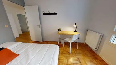 /international/fr/cours-d-herbouville-lyon-rhone-310108455758/