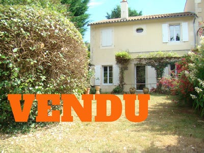 /international/fr/gencay-charente-120093817031/