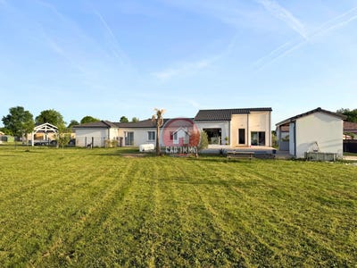 /international/fr/menesplet-aquitaine-310105629677/