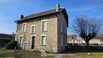 /international/fr/2-voie-des-tailleurs-milly-la-foret-ile-de-france-310100639522/?lang=zh-cn
