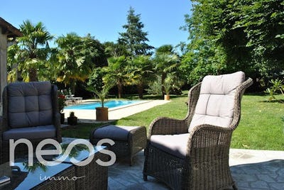 /international/fr/lezay-charente-310108001389/
