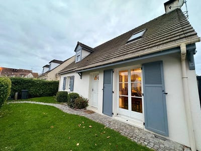 /international/fr/la-chapelle-en-serval-picardie-310103225062/