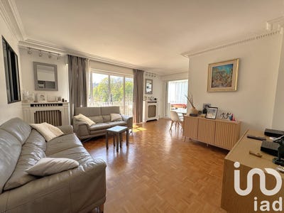 /international/fr/la-celle-saint-cloud-ile-de-france-310100137176/