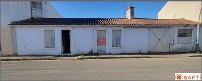 /international/fr/challans-pays-de-la-loire-310103618017/