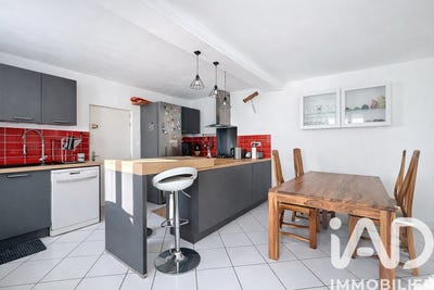 /international/fr/caudebec-les-elbeuf-upper-normandy-310106823990/