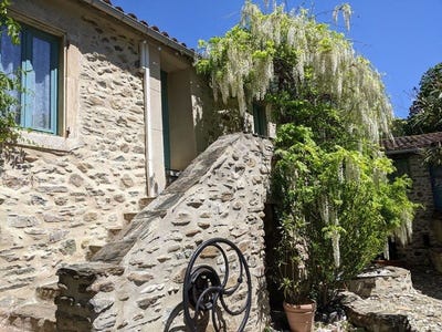 /international/fr/olargues-languedoc-roussillon-310106711795/