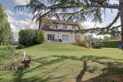 /international/fr/dammartin-en-serve-ile-de-france-310100792291/?lang=de