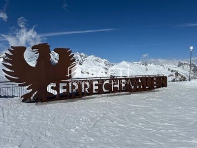 /international/fr/le-monetier-les-bains-provence-alpes-cote-d-azur-310108271115/