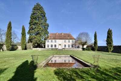 /international/fr/la-clayette-burgundy-310106505570/