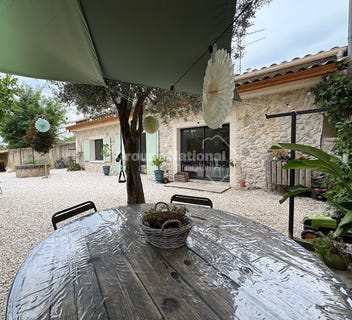 /international/fr/goudargues-languedoc-roussillon-310108278616/
