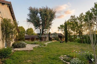 /international/fr/monlezun-midi-pyrenees-310106548329/