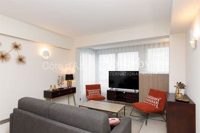 /international/fr/cannes-provence-alpes-cote-d-azur-310101226650/?lang=it