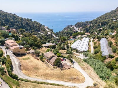 /international/fr/eze-provence-alpes-cote-d-azur-310119751158/