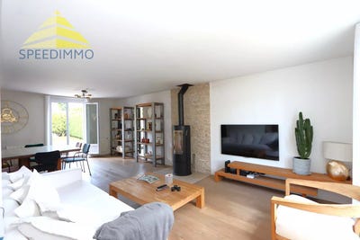 /international/fr/mandres-les-roses-ile-de-france-310099618241/