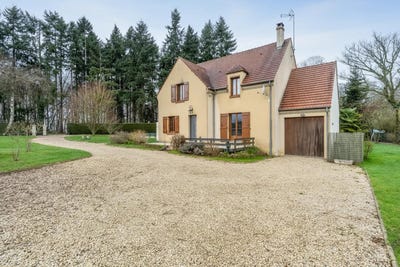 /international/fr/montjavoult-picardie-310107973205/