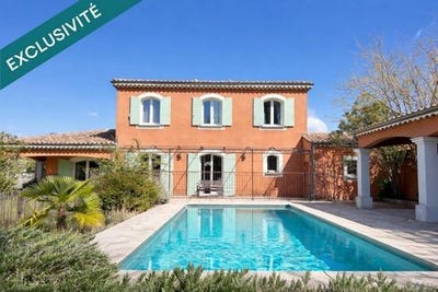 /international/fr/montboucher-sur-jabron-rhone-310103784516/