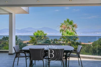 /international/fr/pietrosella-corsica-310100913846/