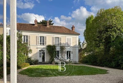 /international/fr/bois-le-roi-ile-de-france-310100604978/?lang=de