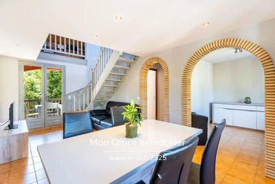 /international/fr/guillestre-provence-alpes-cote-d-azur-310120505498/
