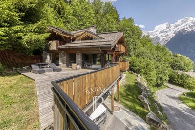 /international/fr/les-houches-rhone-310106446523/
