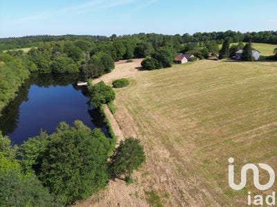 /international/fr/vigneux-de-bretagne-pays-de-la-loire-310099547778/