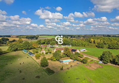 /international/fr/loches-centre-val-de-loire-310102677195/