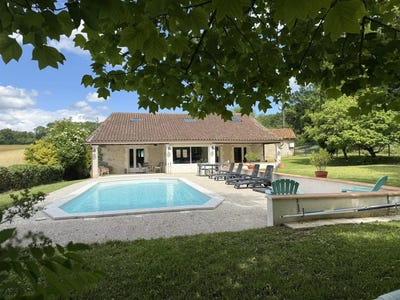 /international/fr/perignac-charente-310108131594/