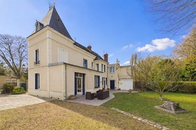 /international/fr/nogent-le-roi-centre-val-de-loire-310107179429/